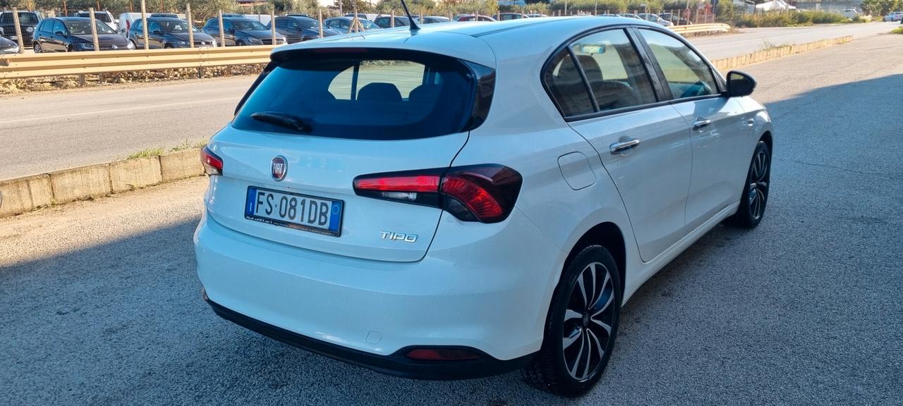 Fiat Tipo 1.3 Mjt S&S 5 porte Easy