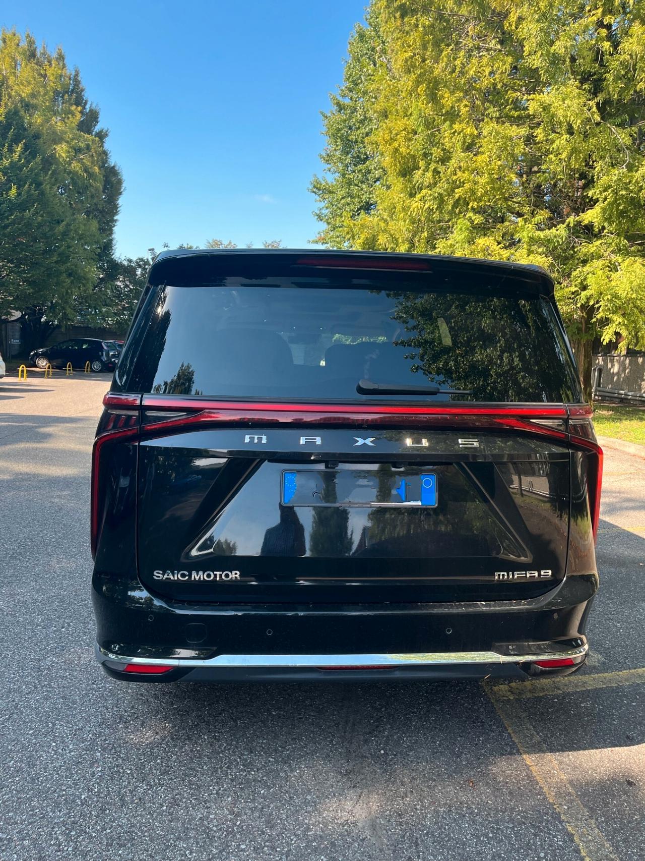 Maxus MIFA 9 Premium 90 kWh