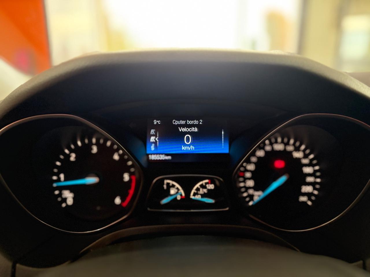 Ford Focus 1.5 TDCi 120 CV Titanium permute finanziamenti