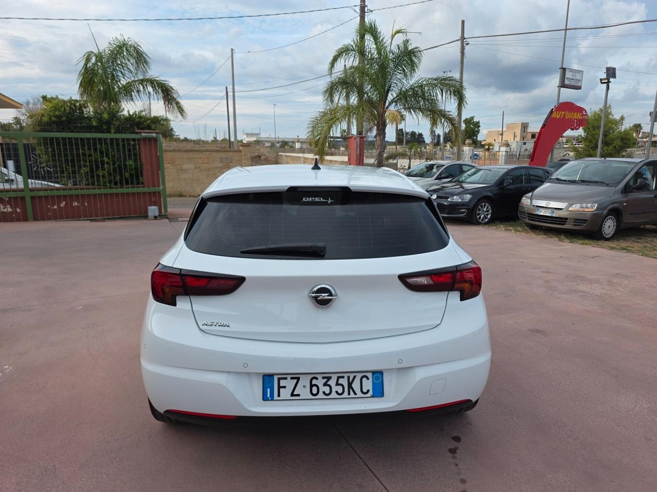 Opel Astra 1.6 CDTi 110CV Start&Stop 5 porte Innovation