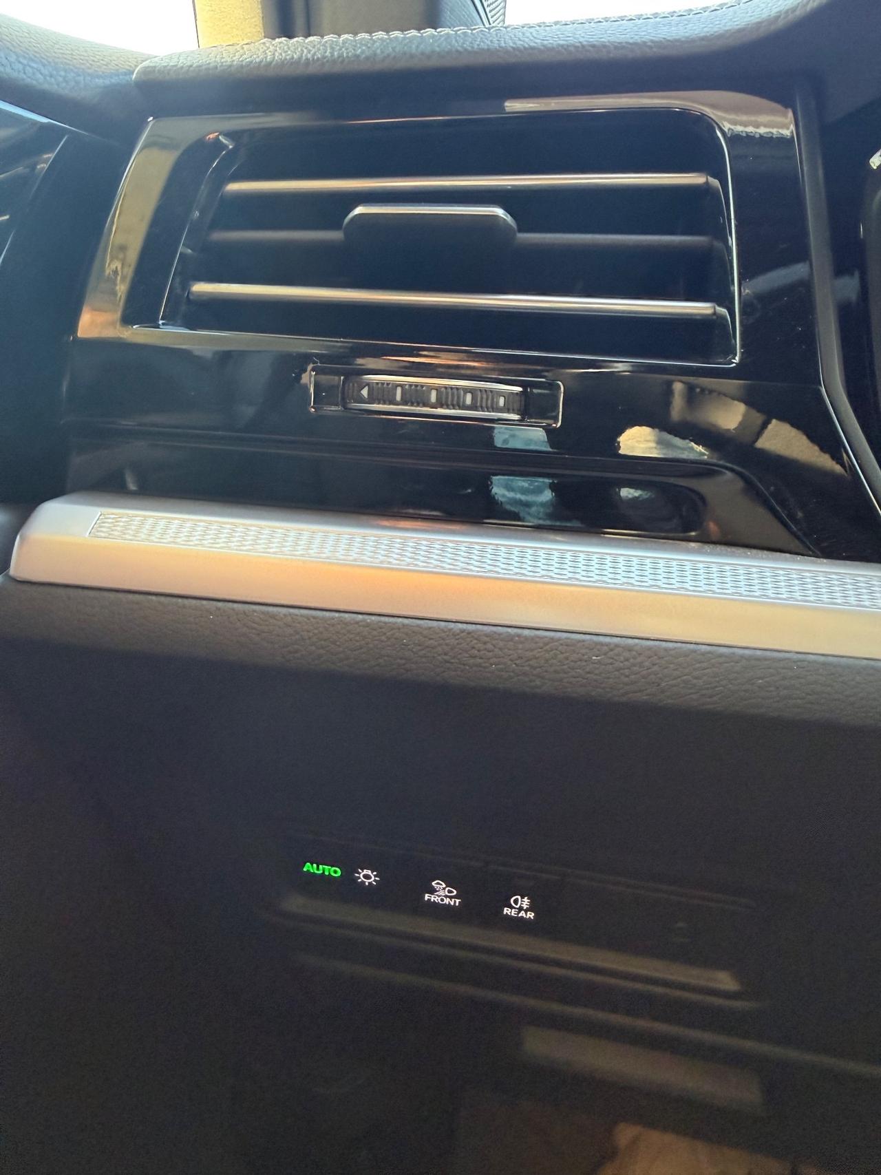 Volkswagen Touareg 3.0 V6 TDI SCR Elegance