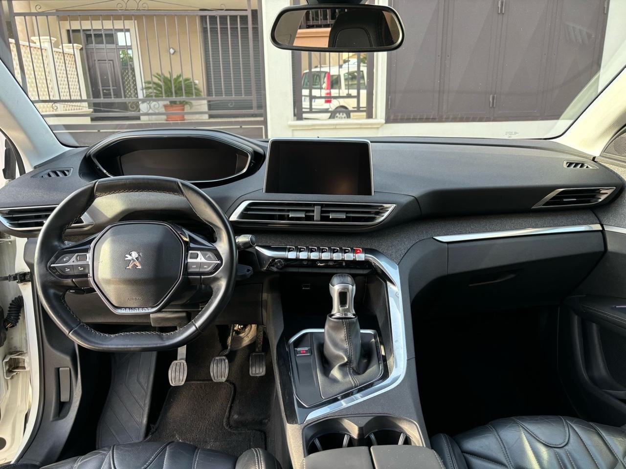 Peugeot 3008 BlueHDi 120 S&S Allure