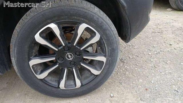OPEL Crossland NEOPATENTATI 1.2 Elegance AUTOMATICA TG: GT124MB