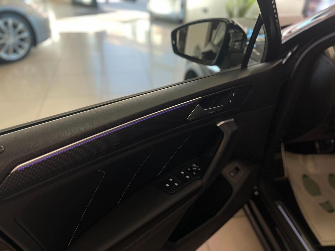 Volkswagen Tiguan 2.0 TDI 150cv SCR DSG R-Line