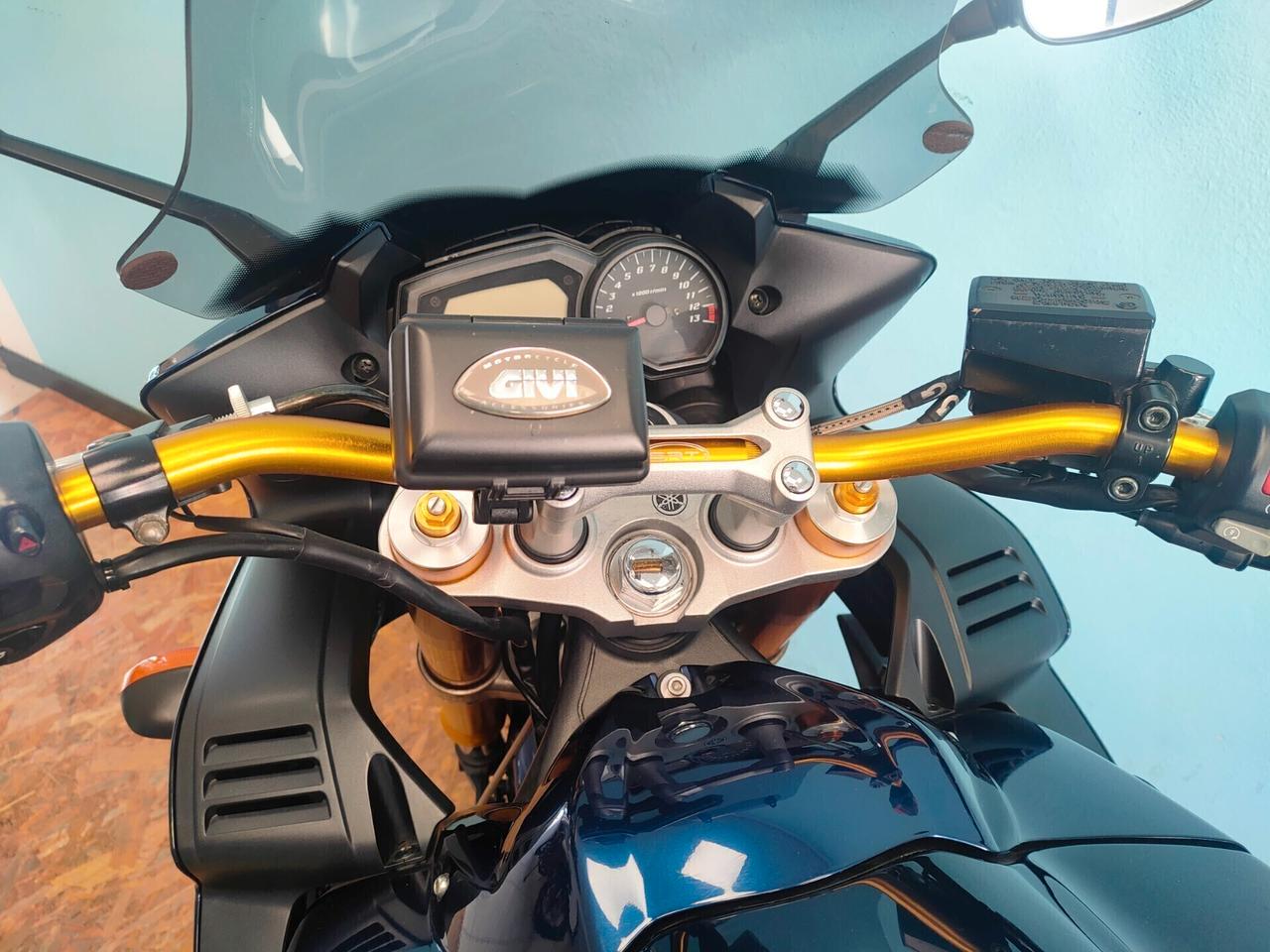 Yamaha FZ1 Fazer: la stradale sportiva e confortevole