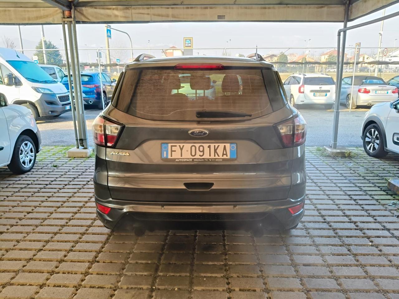 Ford Kuga 1.5 EcoBoost 120 CV S&S 2WD ST-Line