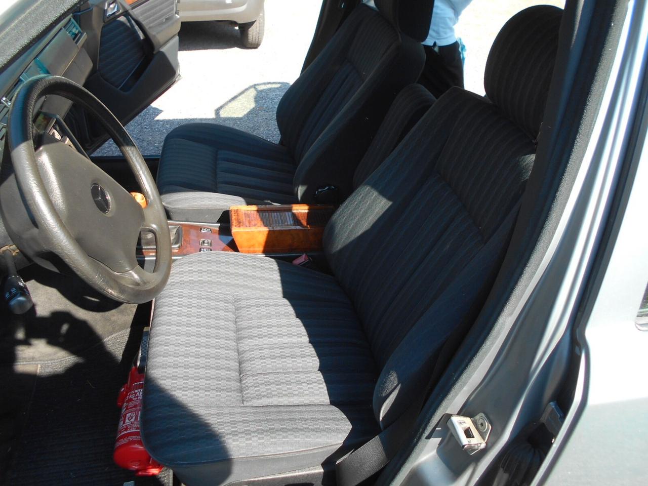 Mercedes-benz 200 e200