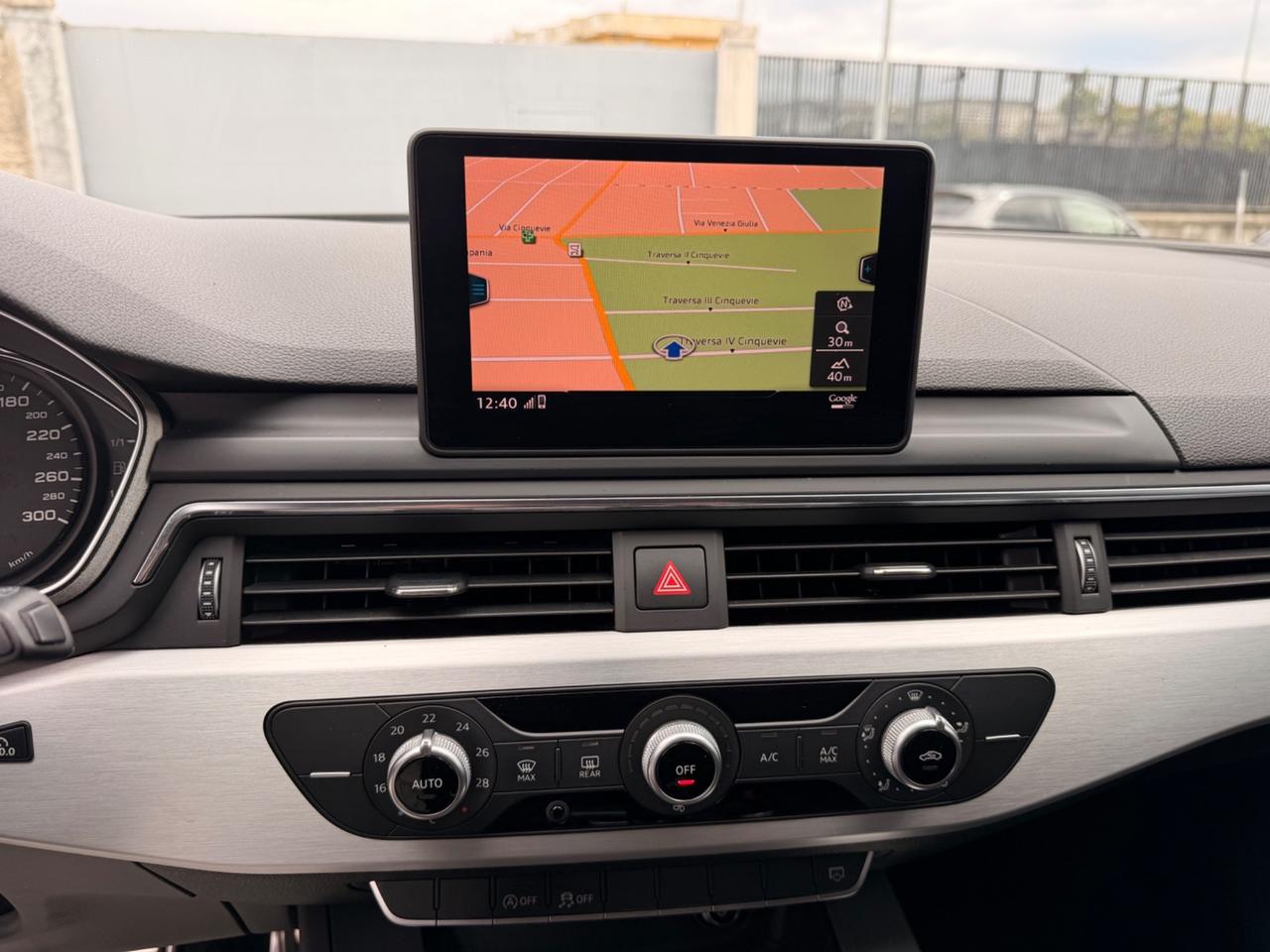 Audi A4 Avant 2.0 TDI 150 CV S-Line INT/EST