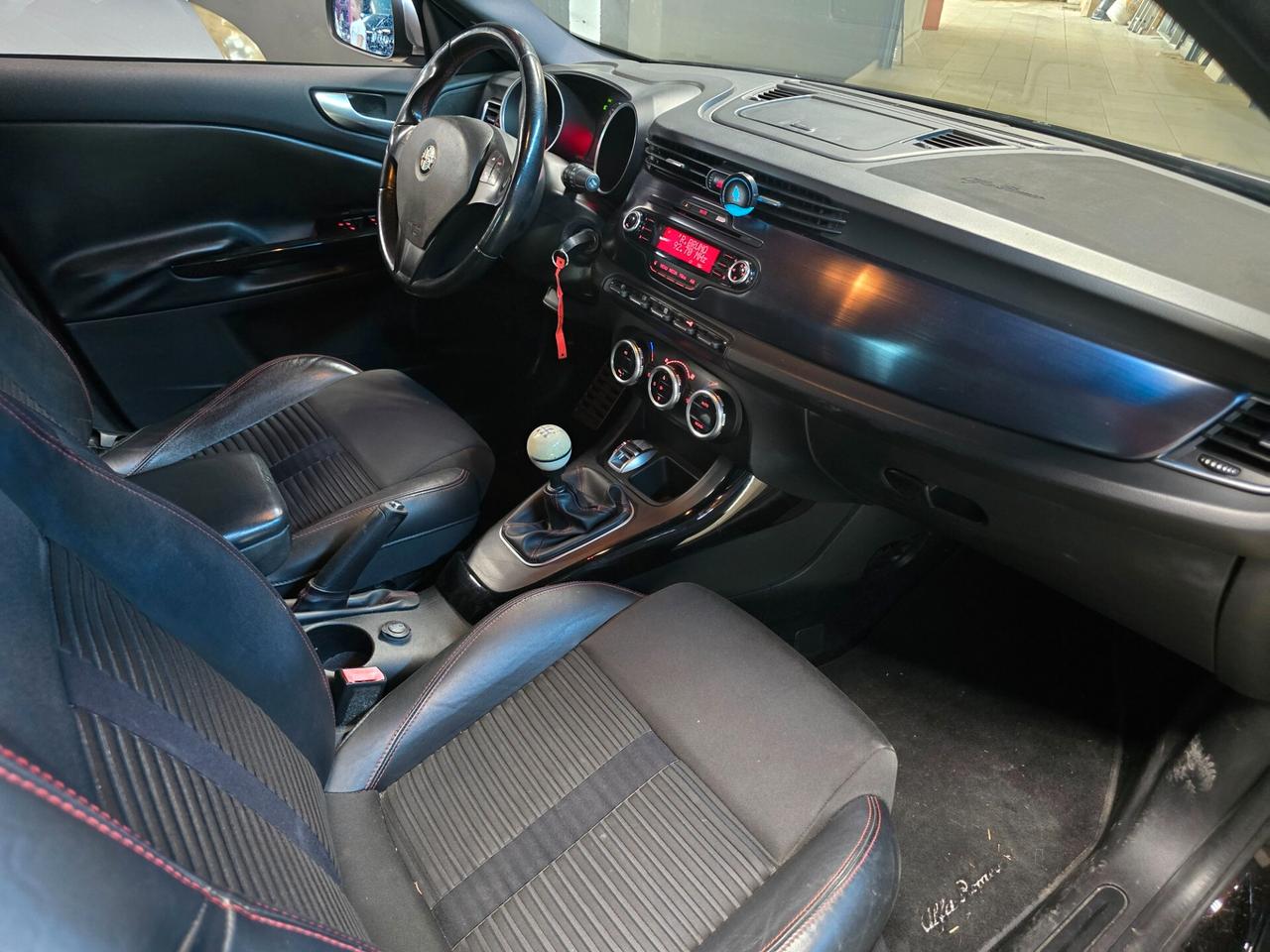 Alfa Romeo Giulietta 2.0 JTDm-2 140 CV Exclusive