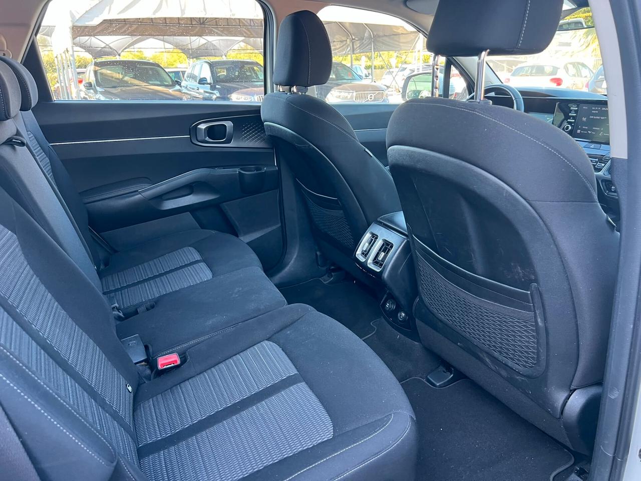 Kia Sorento 1.6 T-GDi PHEV AT6 4WD Business