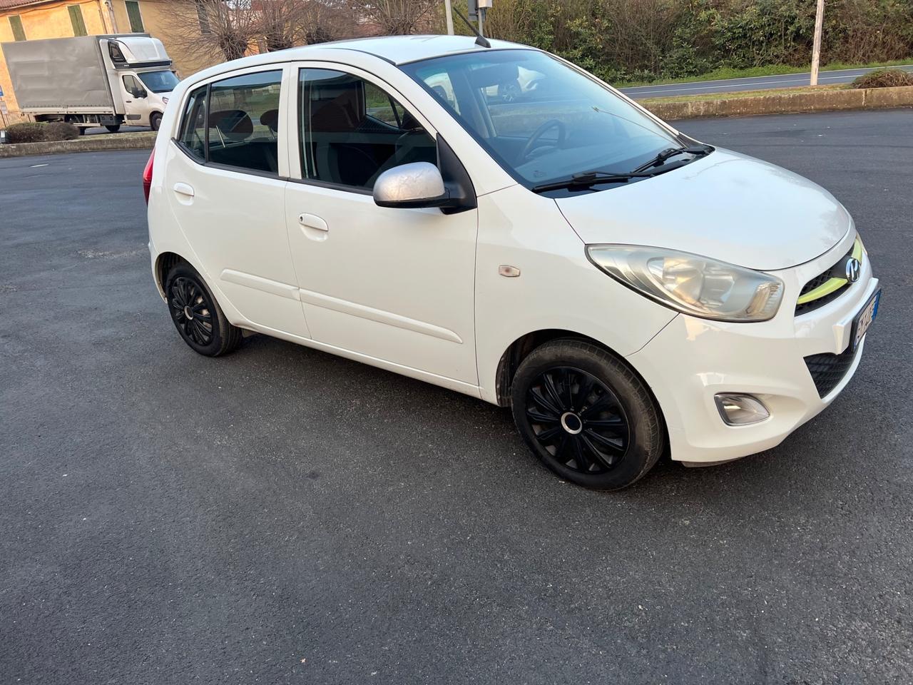 Hyundai i10 1.1 12V Fiorucci Soft Top