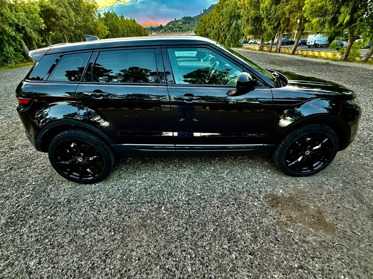 LAND ROVER RANGE EVOQUE 2.0 TD4 150 CV 5p. HSE DYNAMIC