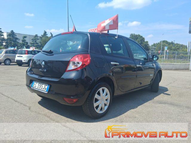 RENAULT Clio 1.2 16V 5 porte Dynamique