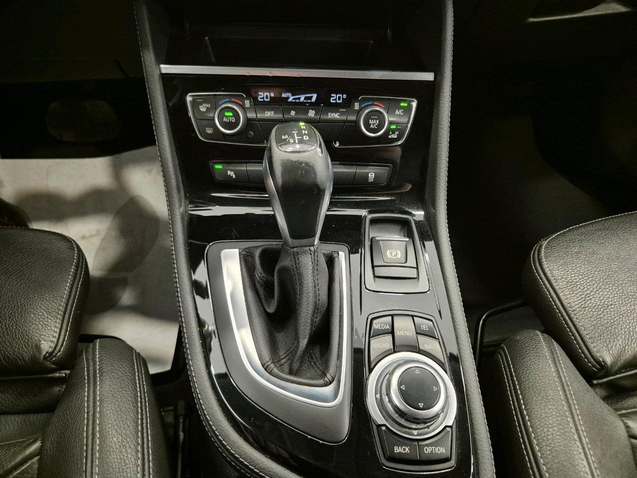 BMW 218 d Active Tourer Luxury auto - Sens. Park. - Cruise/Lim