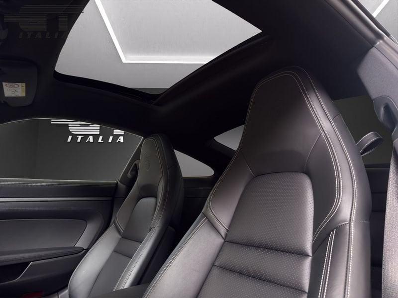 Porsche 911 CARRERA 4S