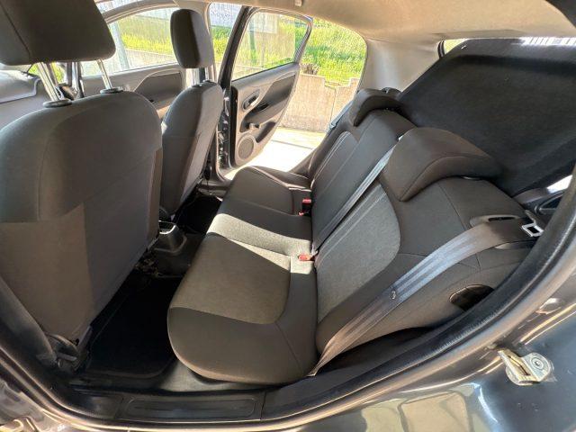 FIAT Punto 1.2 8V 5 porte OK NEOP POCHI CHILOMETRI EURO 5