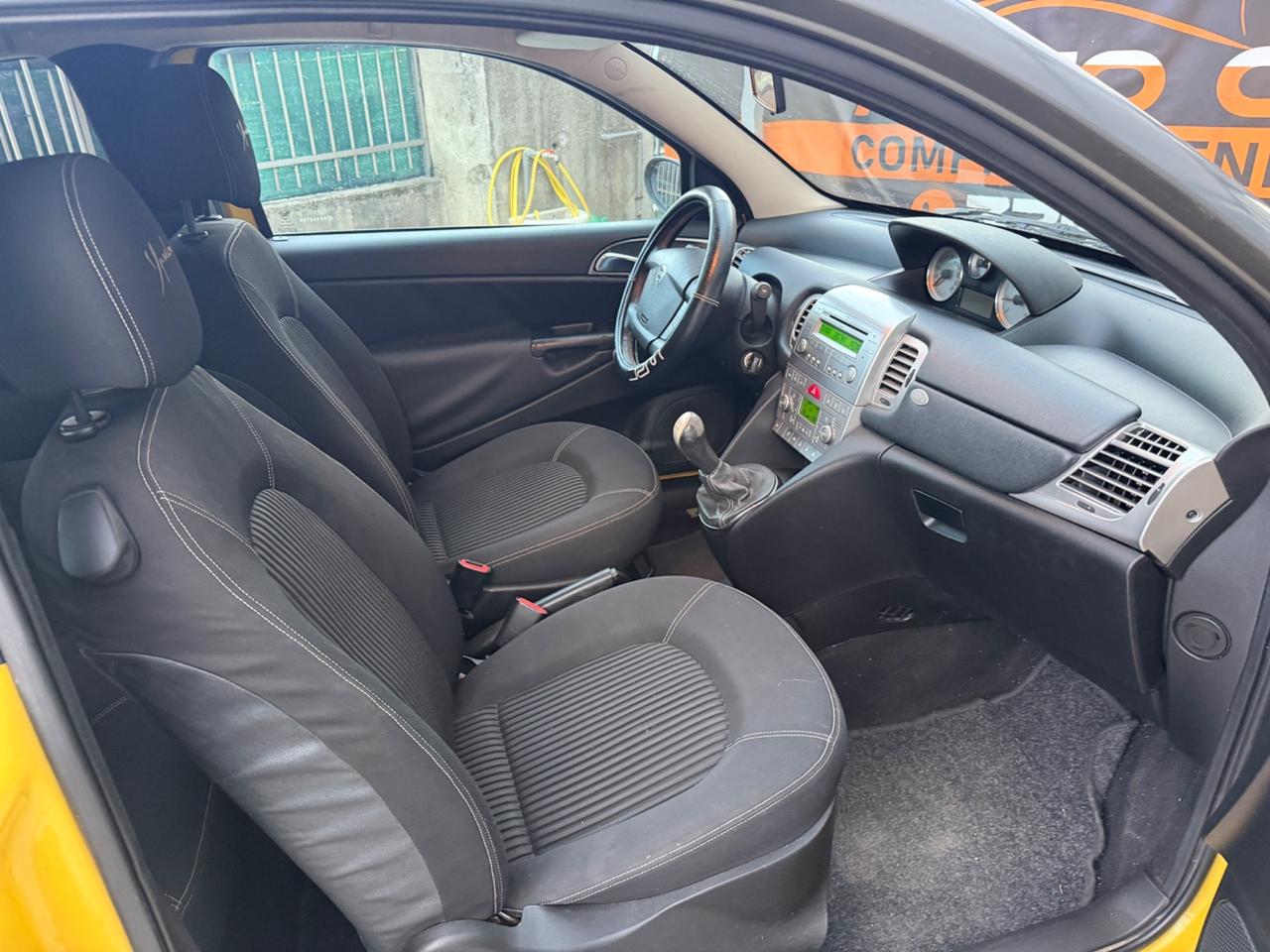 LANCIA YPSILON 1.3 MJT 90CV MOMO-DISIGN