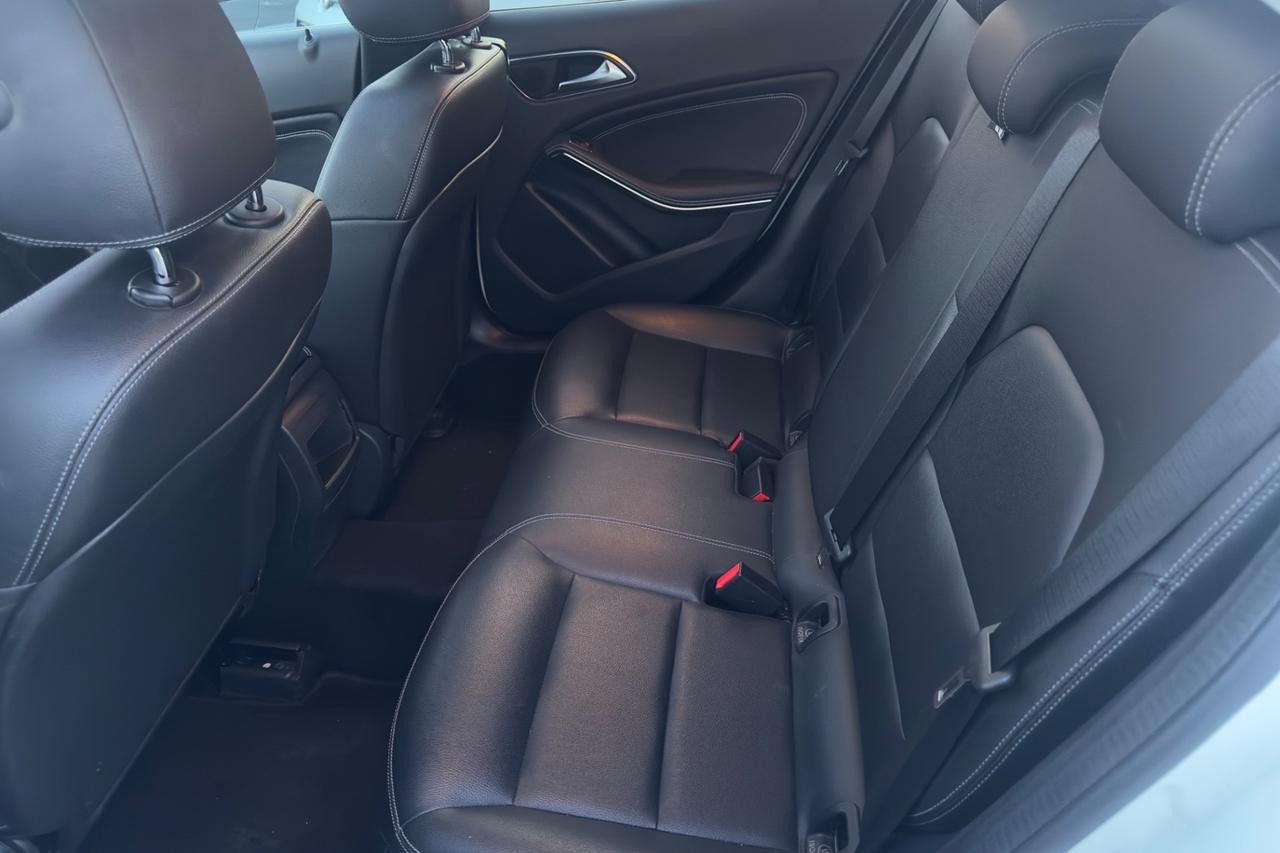 Mercedes-benz GLA 200 GLA 200 d Sport pelle tetto led cerchi 18*