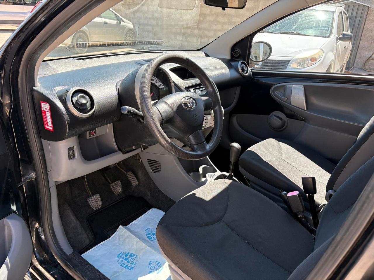Toyota Aygo 1.0 Benzina 5 porte Now 68CV