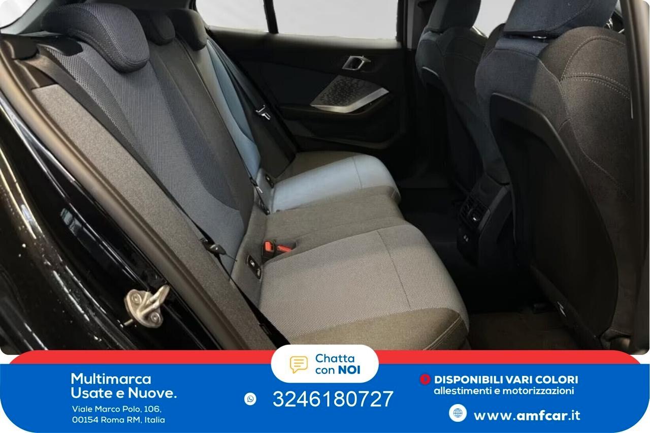 Bmw 118d 5p. M sport cambio automatico Navi