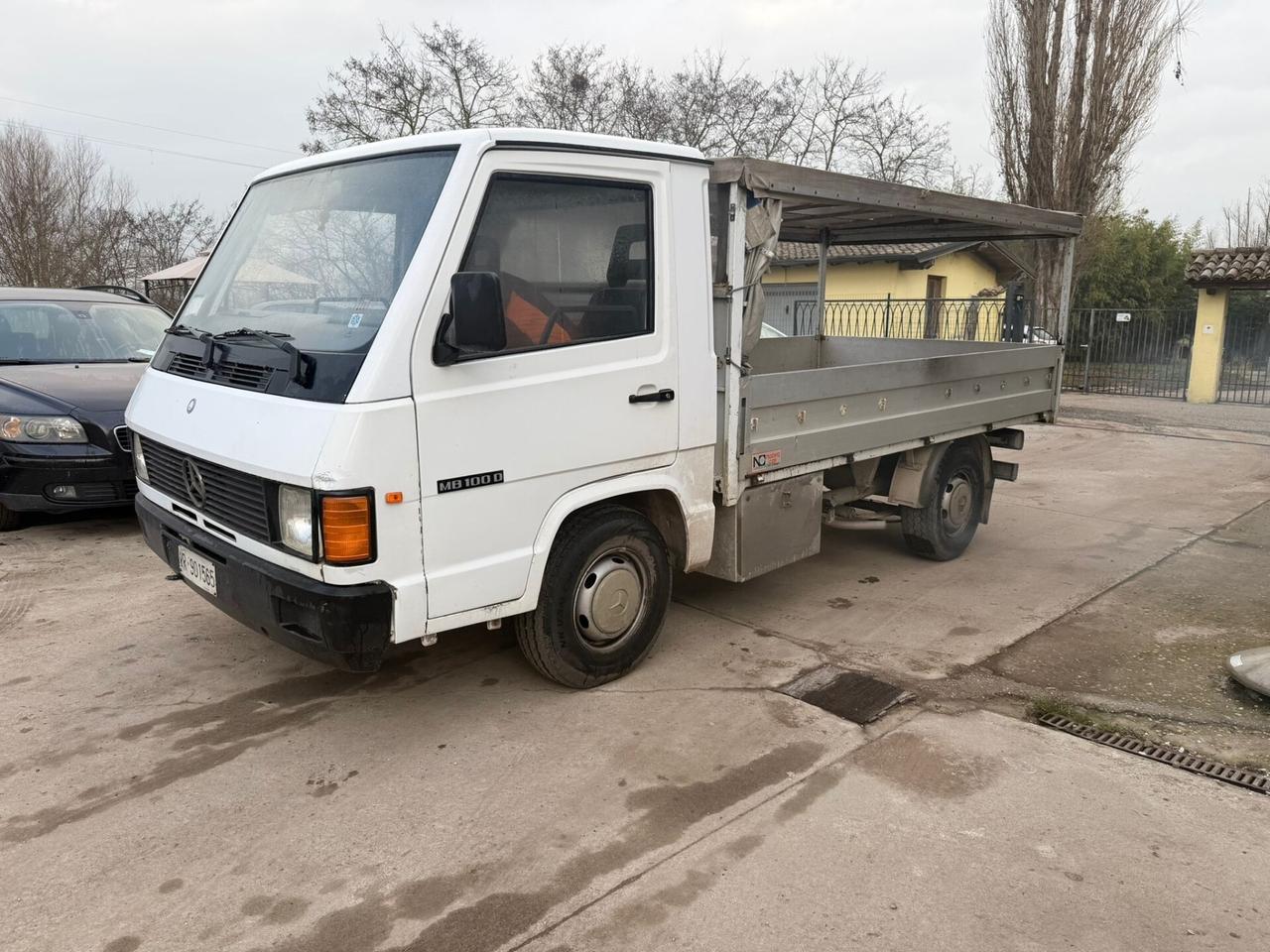 Mercedes MB 100 D Cassonato