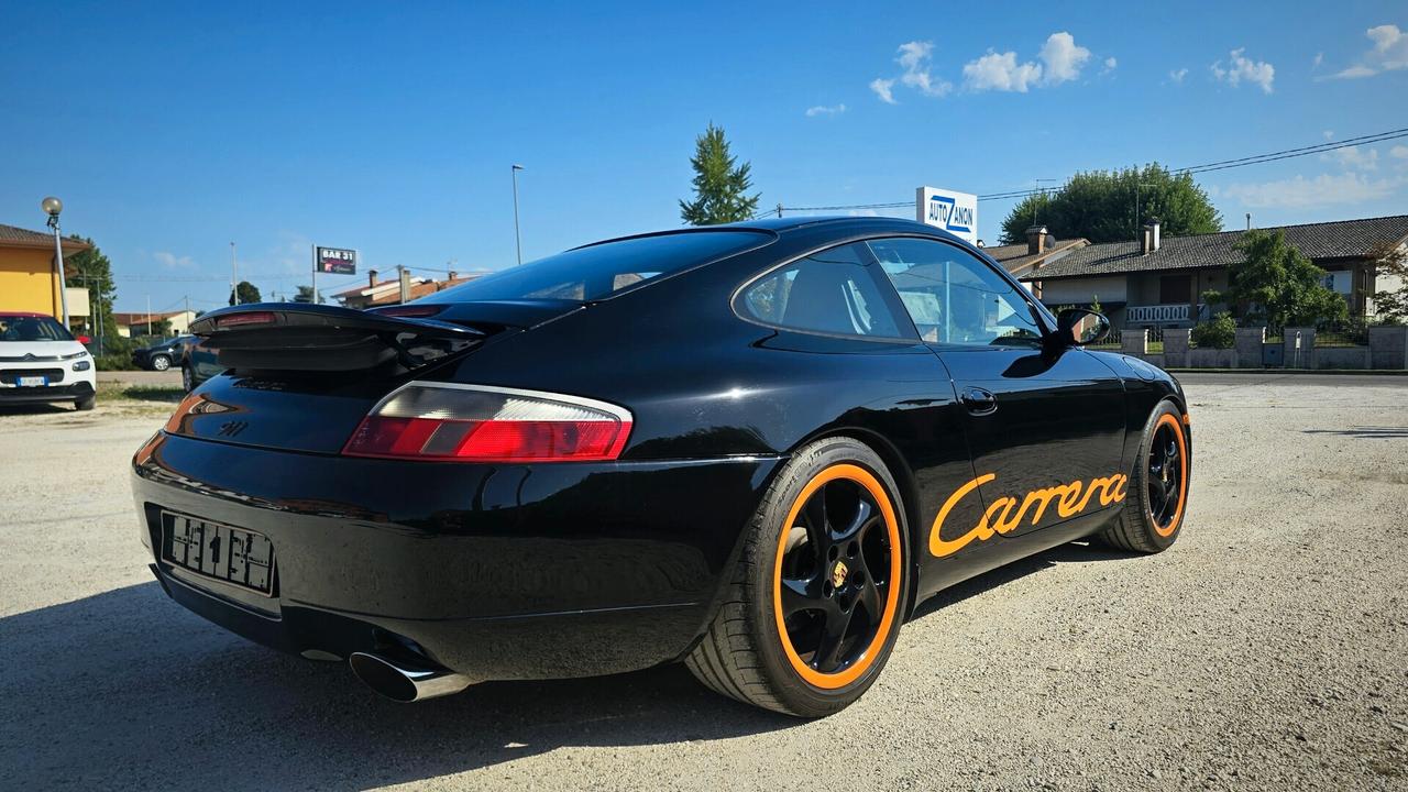 Porsche 911 996 Carrera Coupé - IMPECCABILE