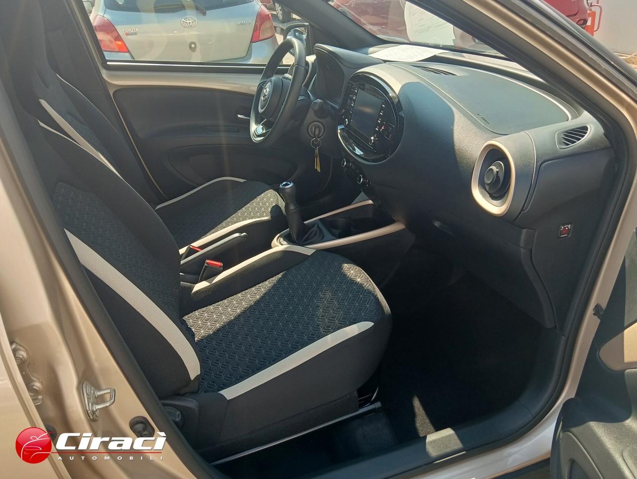 Toyota Aygo X 1.0 VVT-i 72 CV 5 porte Trend