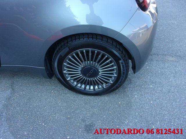 FIAT 500e Berlina 42 kWh OPENING EDITION