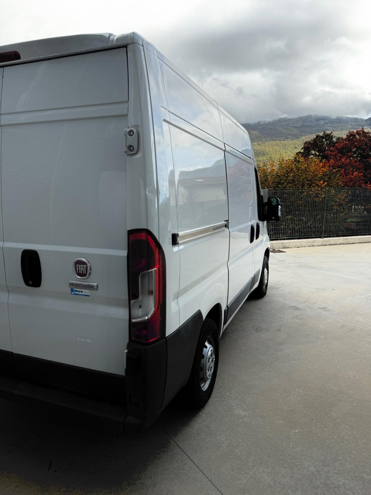 Fiat Ducato 33 MH2 2.3 MJT 120CV