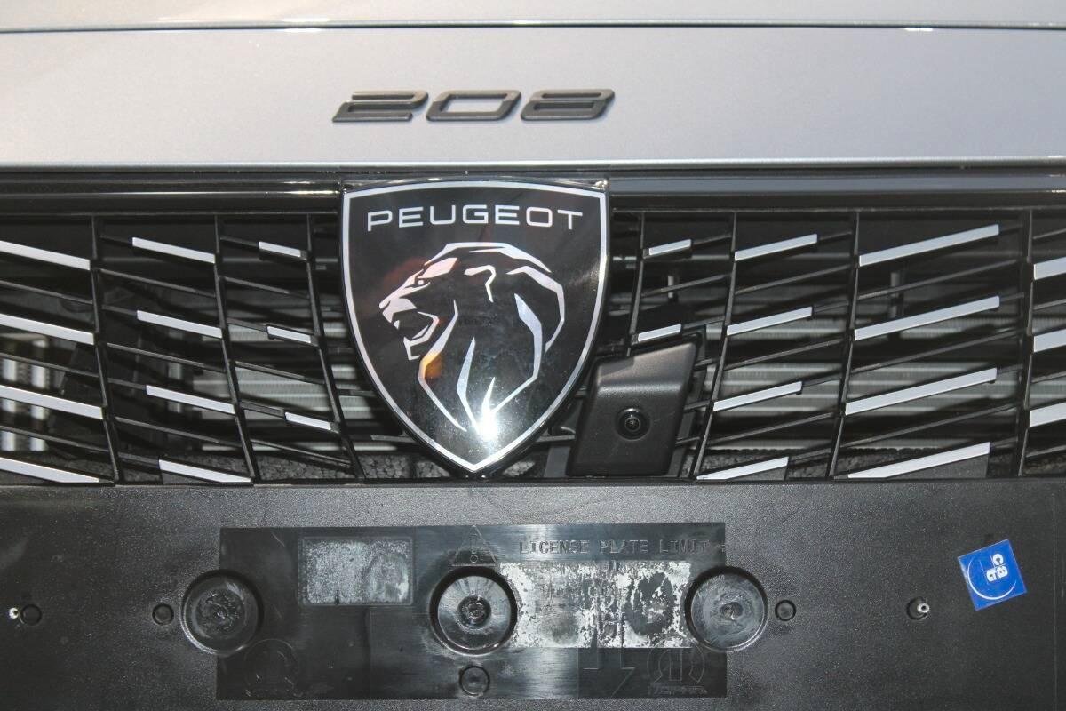 Peugeot 208 1.2 puretech Allure s&s 100cv Con Virtual Cockpit