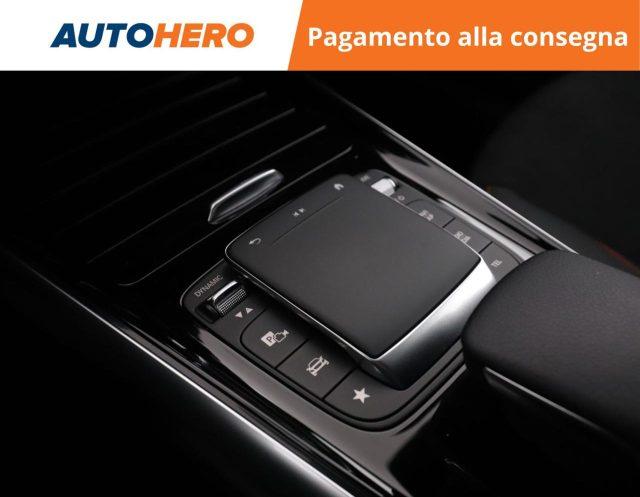 MERCEDES-BENZ GLA 180 d Automatic Premium