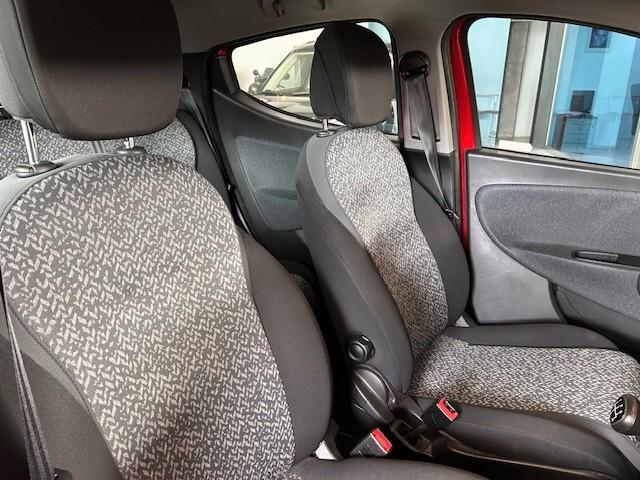 Lancia Ypsilon 1.2 69 CV 5 porte GPL Ecochic Elefantino Blu