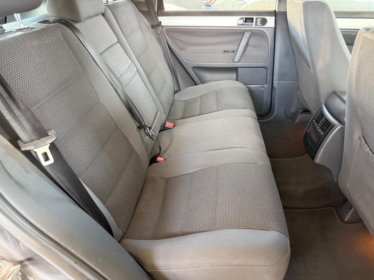 Volkswagen Touareg 2.5 R5 TDI DPF tiptronic