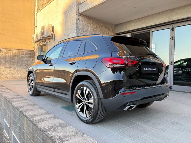 MERCEDES-BENZ GLA 250 e phev hybrid EQ Sport Plus Night Pack