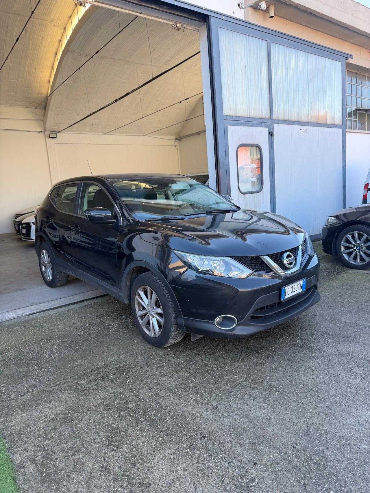 Nissan Qashqai 1.6 dCi 4WD Black Edition