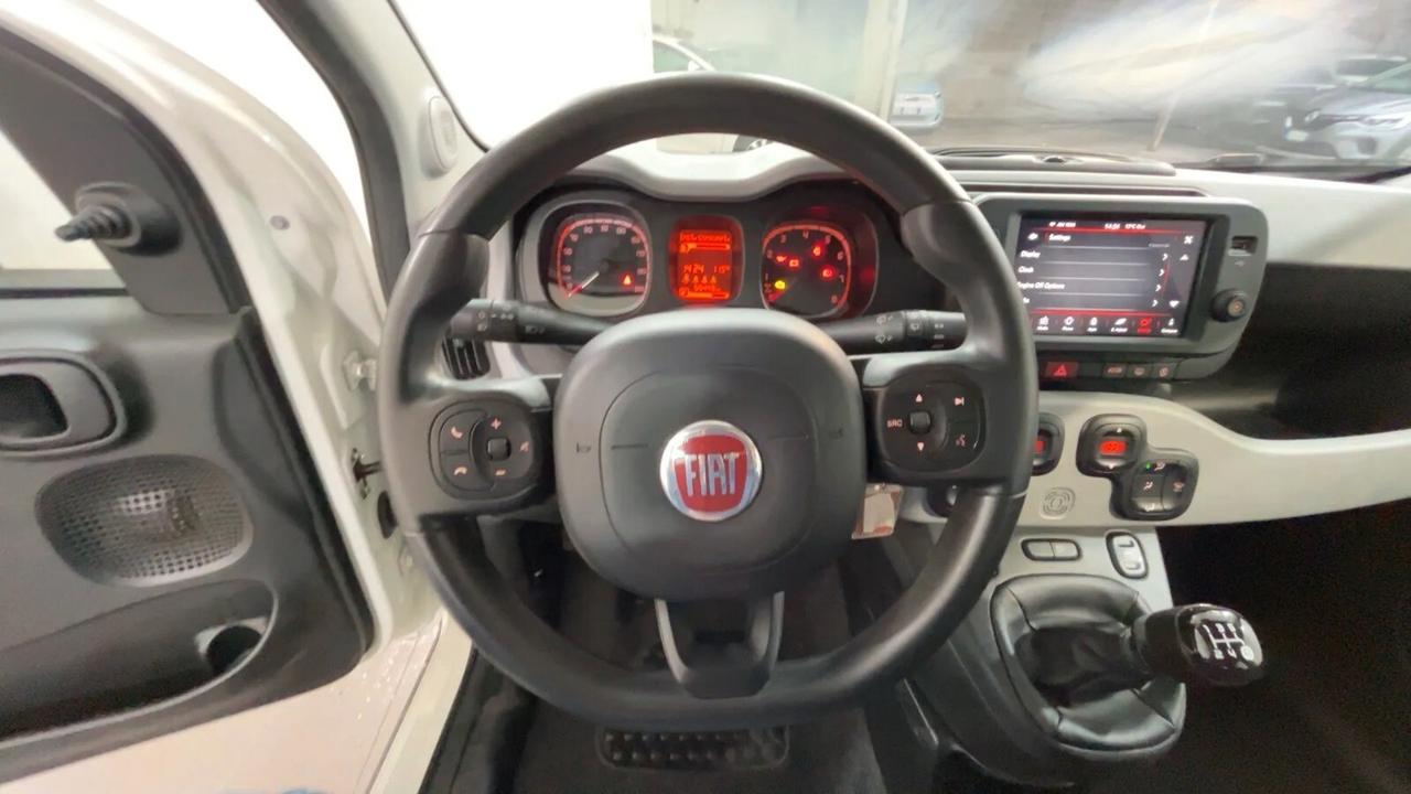 Fiat Panda 1.0 FireFly S&S Hybrid Garmin