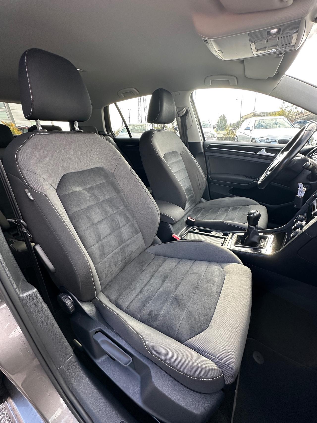 Volkswagen Golf 1.6 TDI 5p. Highline BlueMotion Technology - 2015