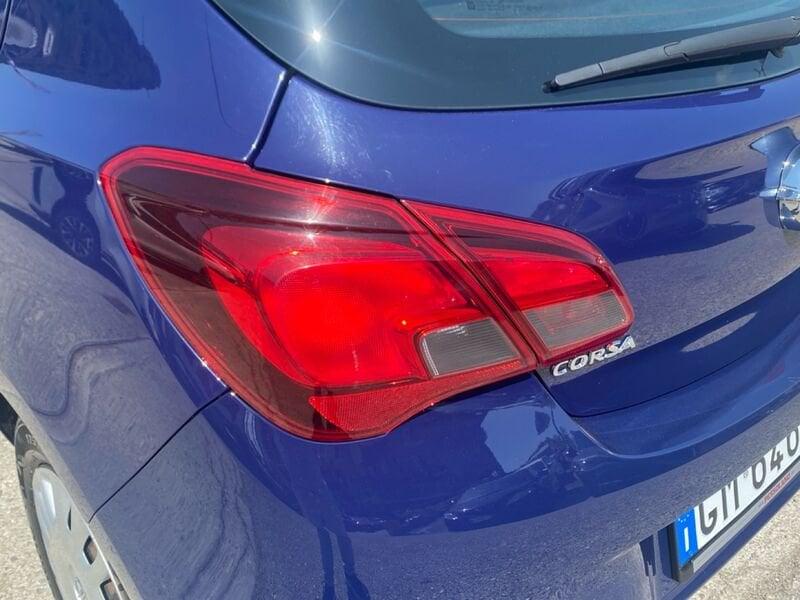 Opel Corsa 1.4 90cv MT5 Cosmo