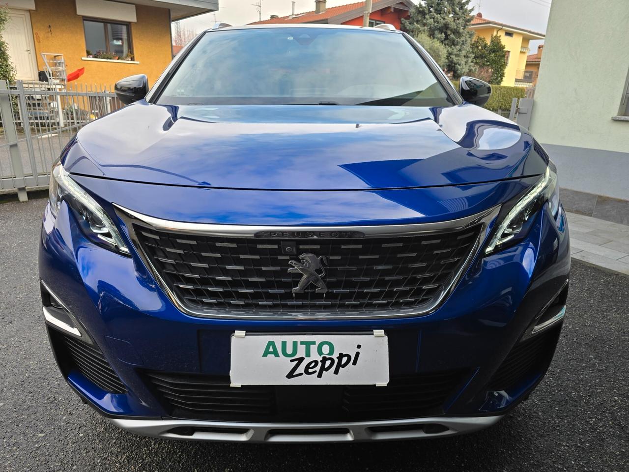 Peugeot 3008 1.5 BLUEHDI 130cv EAT8 GT Line/LED GRIP CONTROL