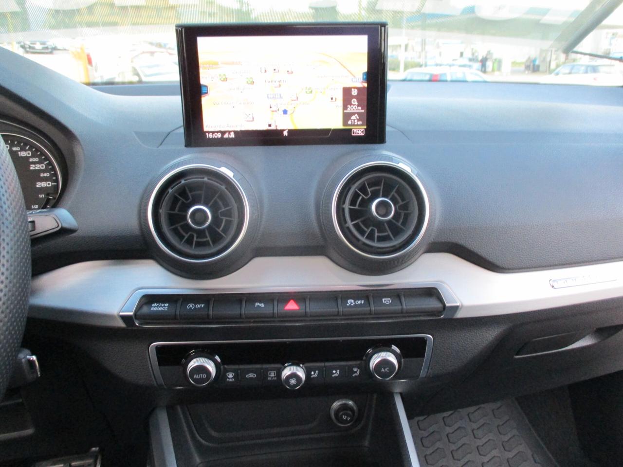 Audi Q2 35 TDI quattro S tronic S- line FULL!! 2020