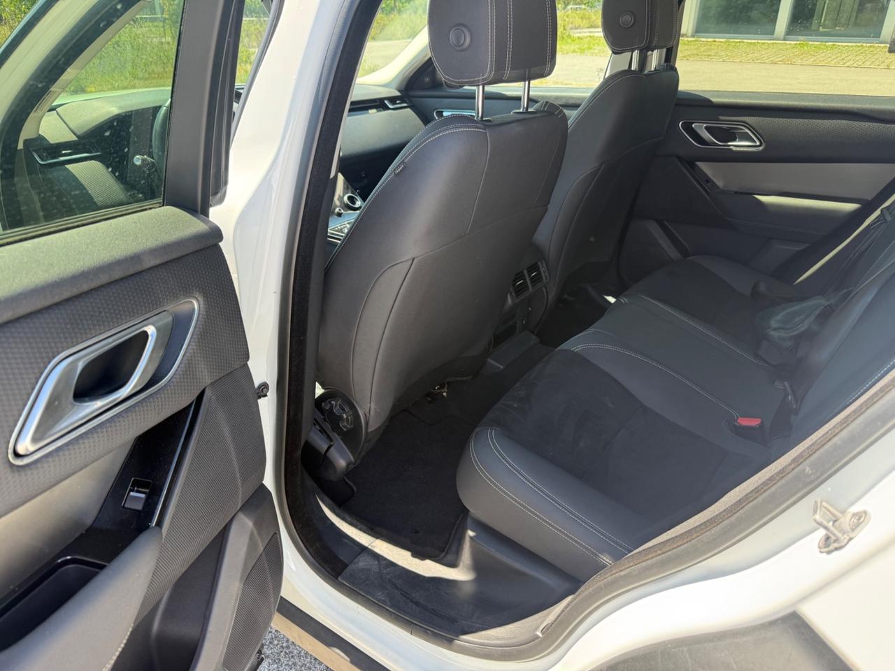 Land Rover Range Velar 2.0 TD4 180 CV R-Dynamic HSE