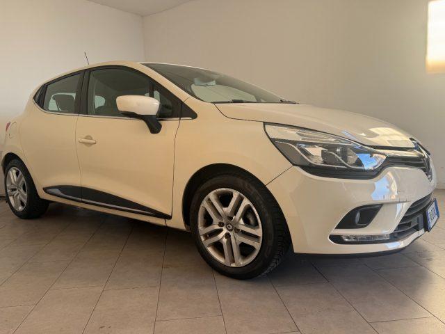 RENAULT Clio 1.2 75 CV 5 porte Duel