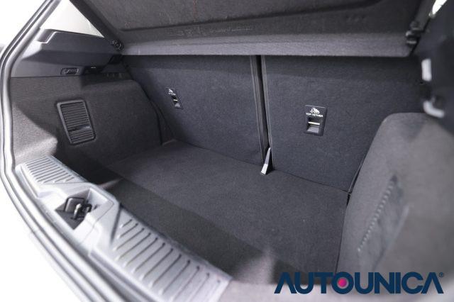 FORD Fiesta 1.1 75 CV 5 PORTE TITANIUM NEOPATENTATI