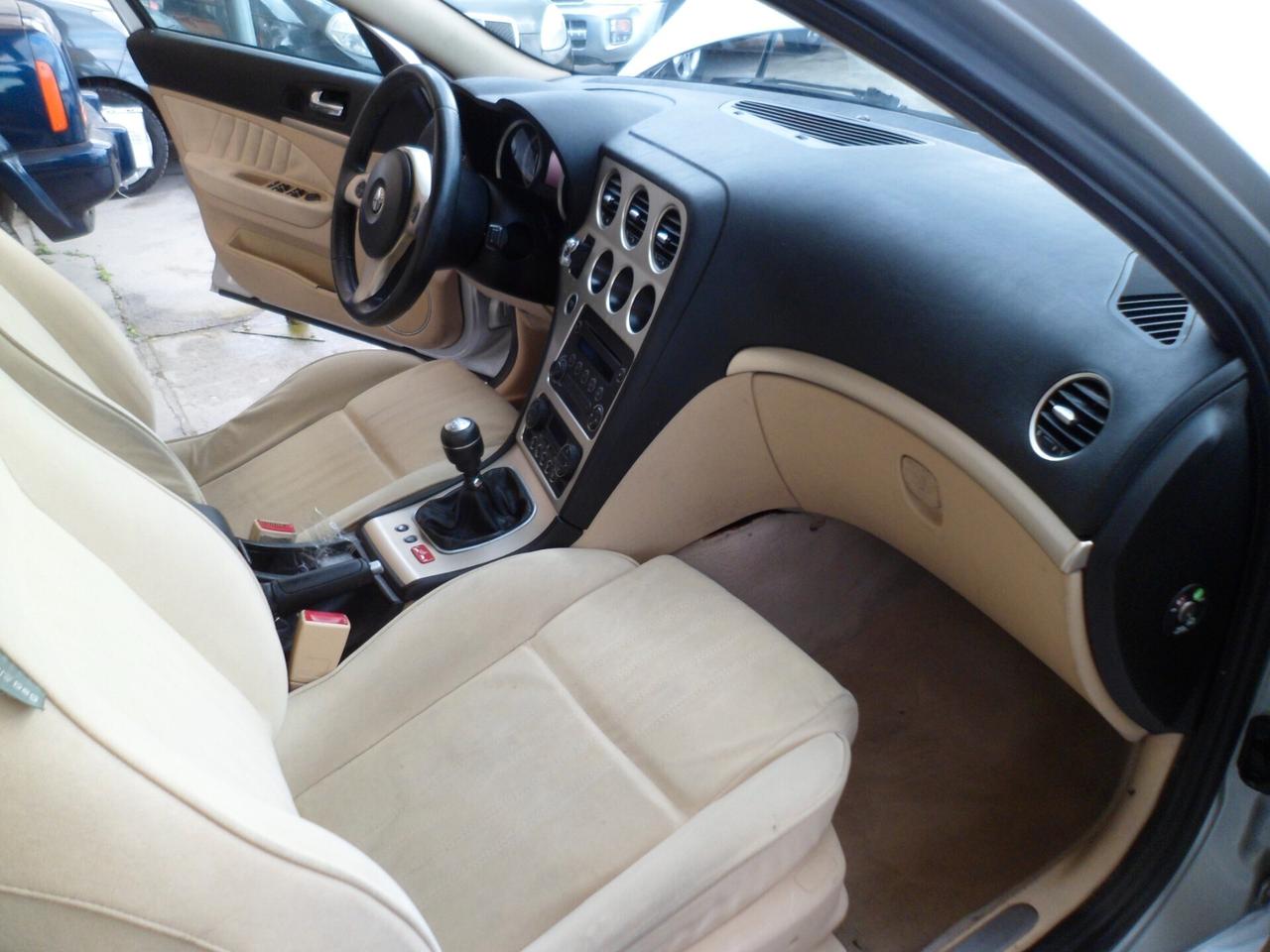 Alfa Romeo 159 1.9 jtdm sw 150cv full tetto apribile 07