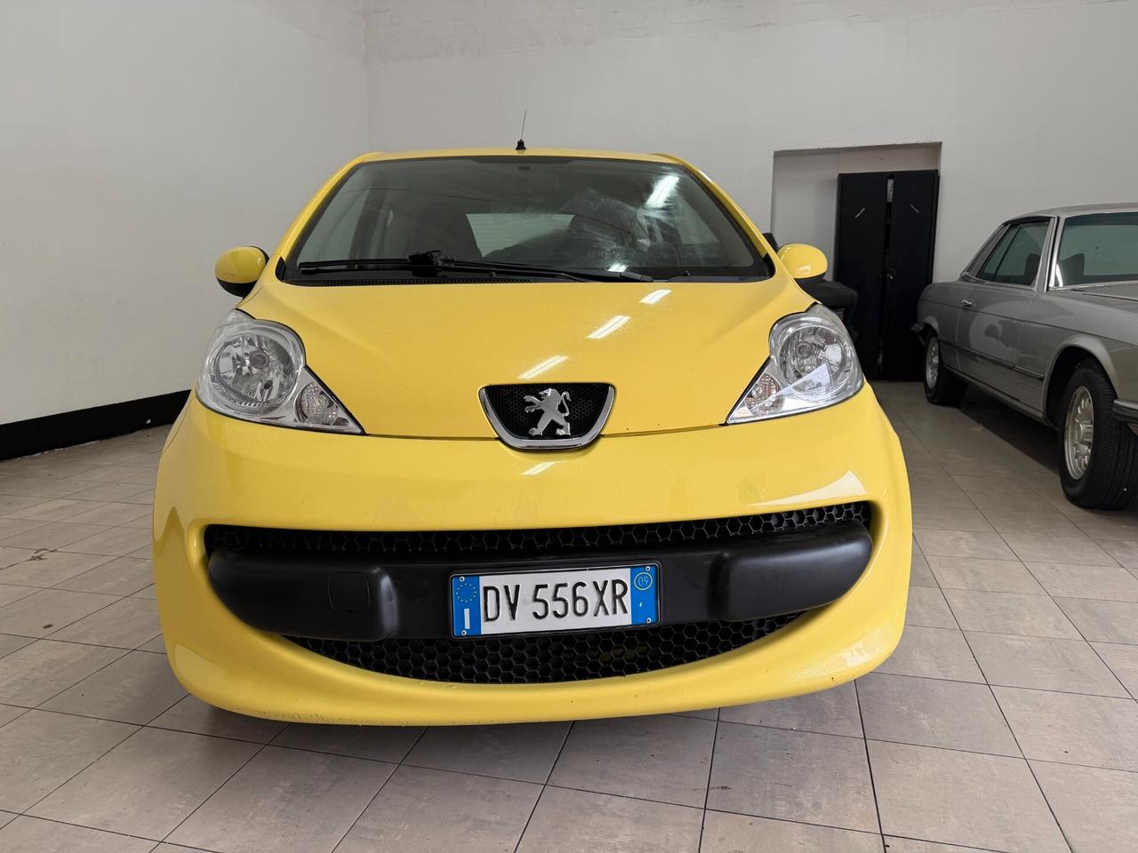Peugeot 107 2009 1.0 68CV 3p. Plaisir OK NEOPATENTATI