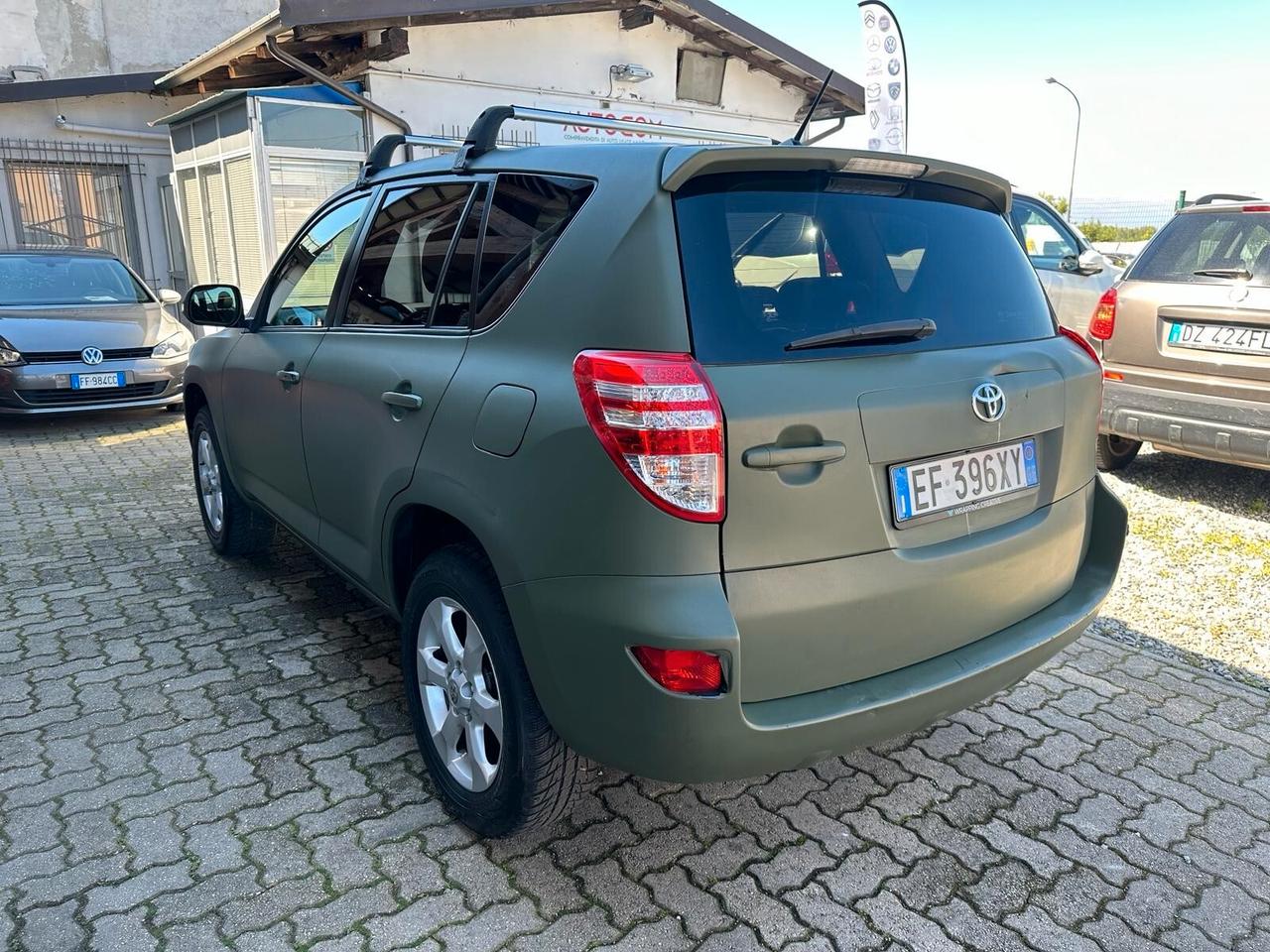 Toyota RAV 4 RAV4 Crossover 2.2 D-4D 150 CV DPF Exclusive