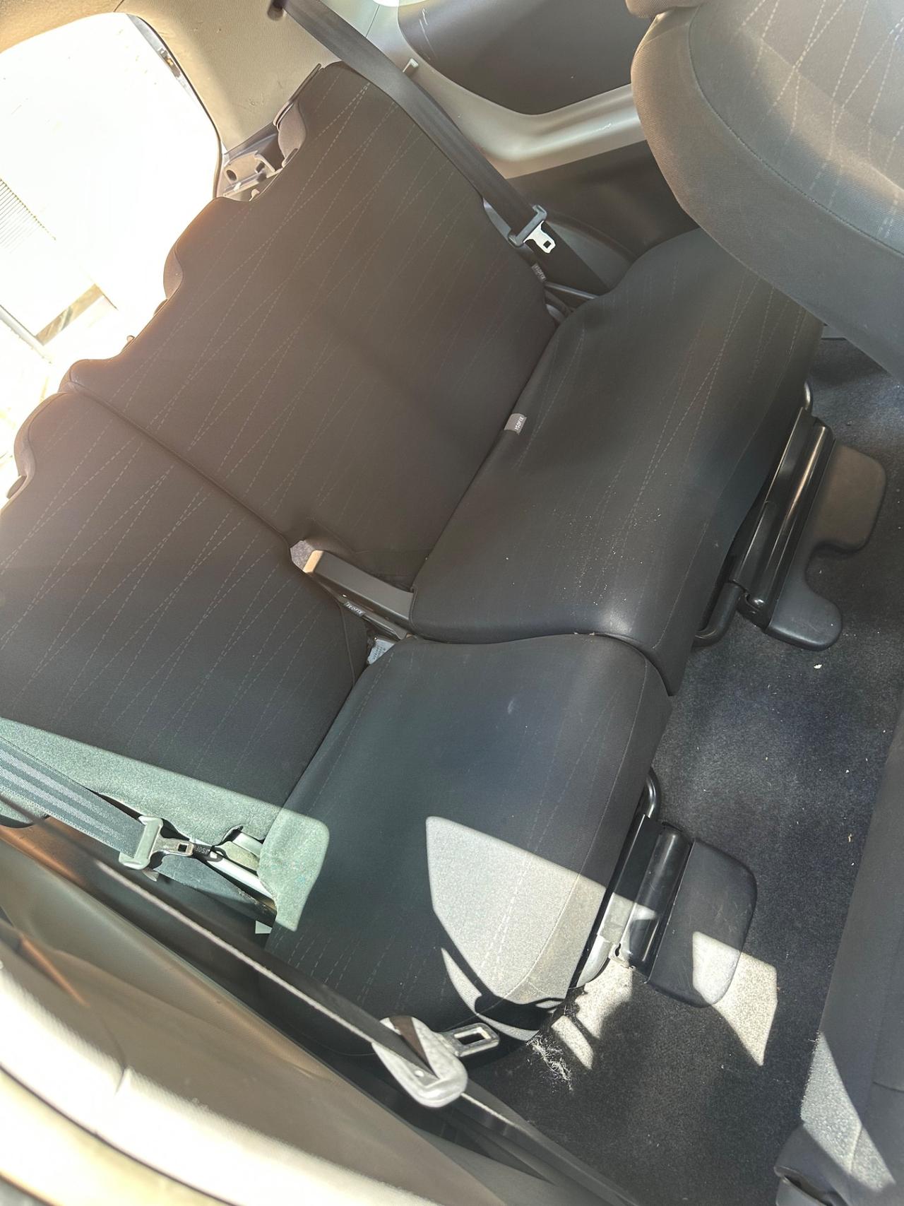Toyota Yaris 1.4 D-4D 3 porte M-MT Sol