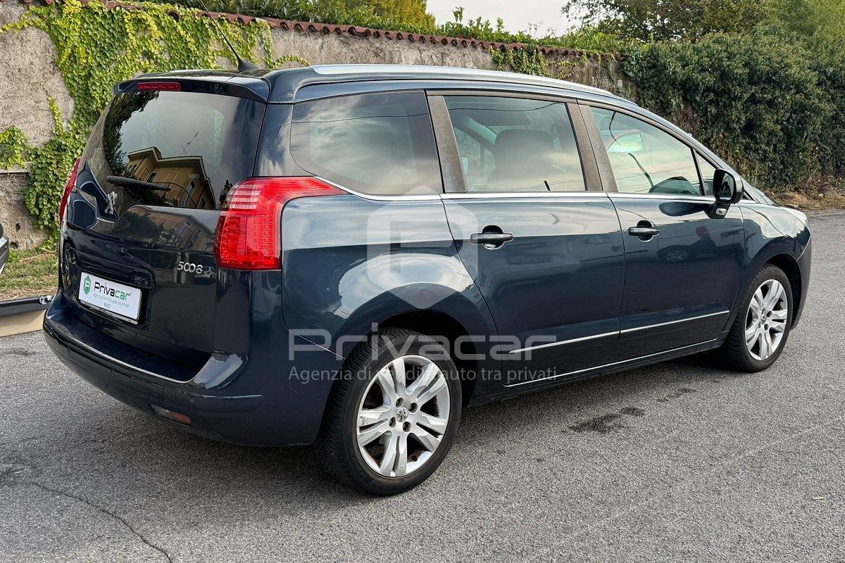 PEUGEOT 5008 1.6 HDi 115CV Allure
