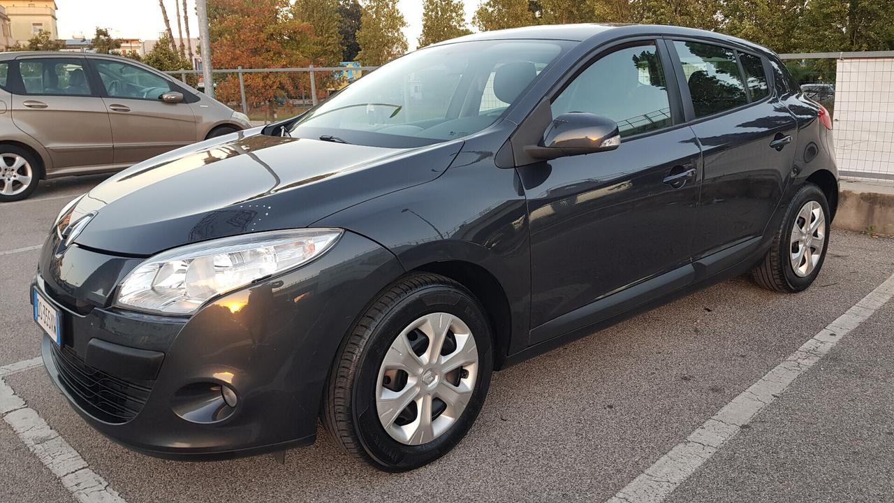 RENAULT MEGANE 1.6 GPL 5P 110CV 01/2009