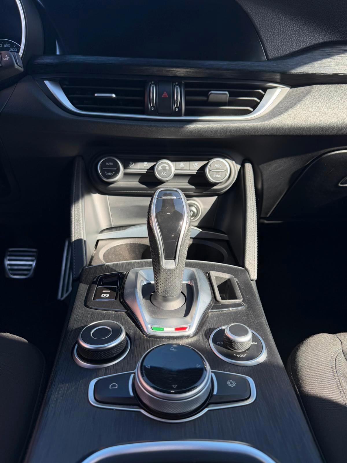 Alfa Romeo Stelvio 2.2 t Super Business Q4